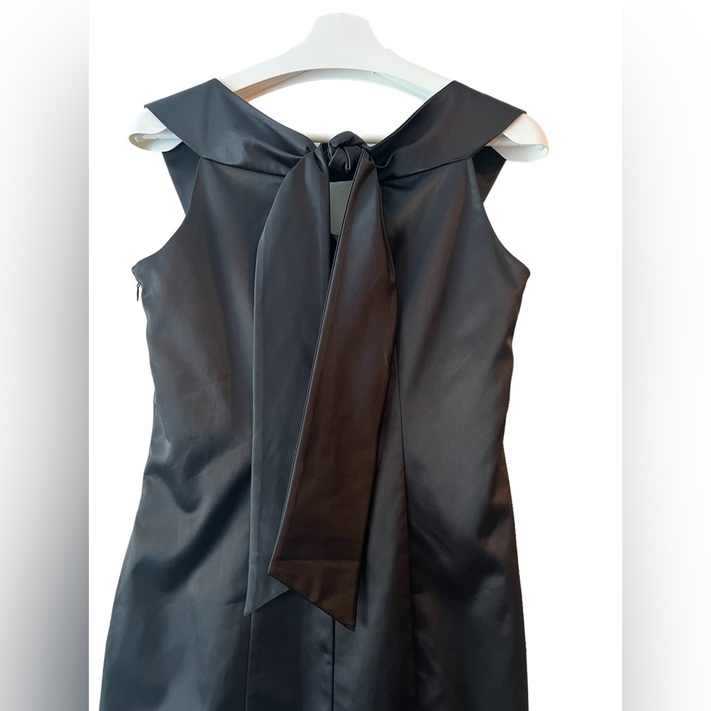 NWT The Limited Womens Black Cocktail Sheath Dress Sleeveless back detail Sz 10